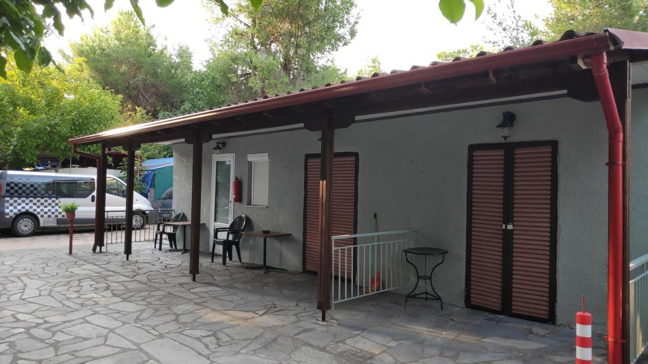 Camping Mitikas And Bungalows Plaka Litochorou Buitenkant foto