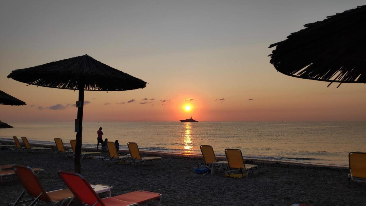 Camping Mitikas And Bungalows Plaka Litochorou Buitenkant foto