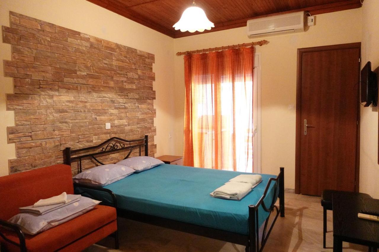 Camping Mitikas And Bungalows Plaka Litochorou Buitenkant foto