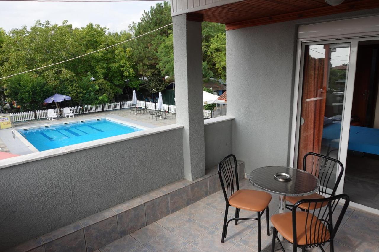 Camping Mitikas And Bungalows Plaka Litochorou Buitenkant foto