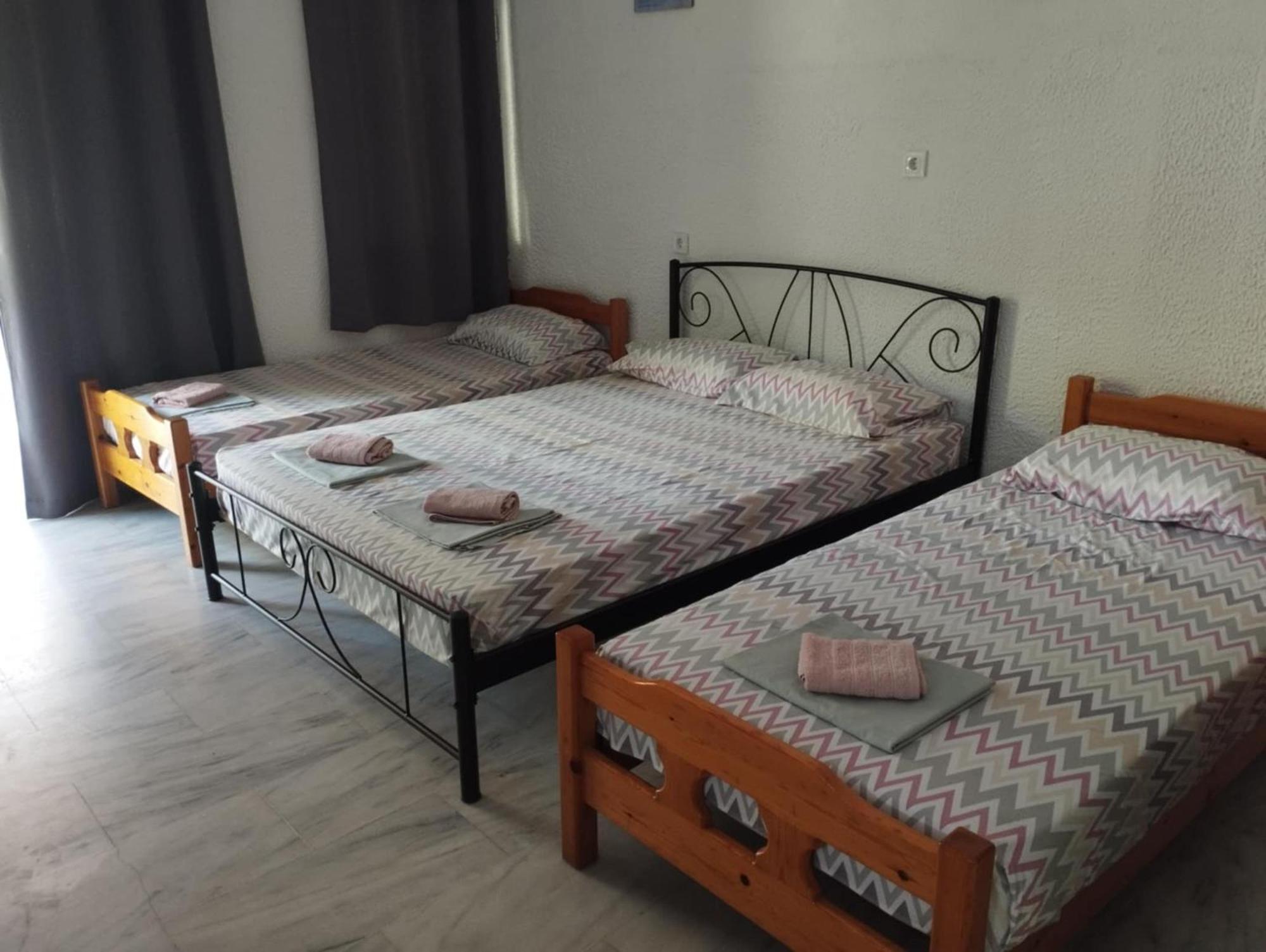 Camping Mitikas And Bungalows Plaka Litochorou Kamer foto